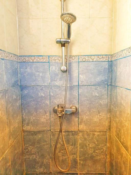 Apartment The Perfect Place To Relax Bedroom With Hot Tub, Beautiful Tropical Garden Area. Bbq And Big Open Spaces Through The House.it Is Located In A Quiet Place, But Still 5 Min Away From The Touristic Puerto Rico And Walking Distance From The