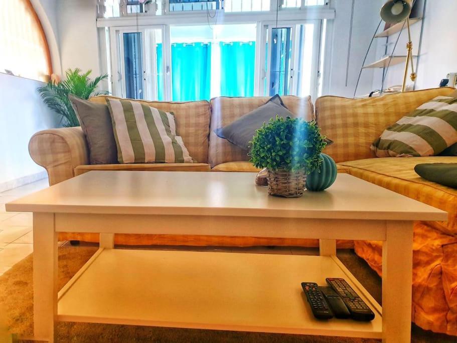 Tropical Oasis Retreat: Hot Tub, Garden, And Proximity * Mogan